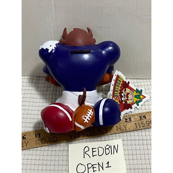 NWT Looney Tunes Taz Tasmanian Devil Football Player Piggy Coin Bank VTG 1994 - Picture 6 of 7